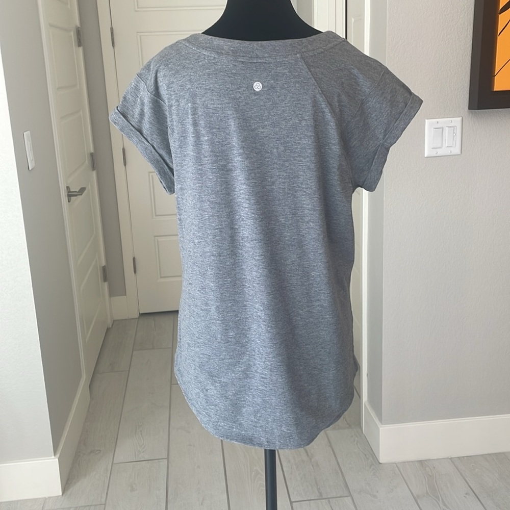 Zella Yoga Athletic Gray Top Size S - Picture 5 of 7